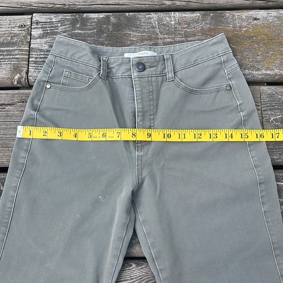 L&Beautiful Cropped Pants - Picture 10 of 12